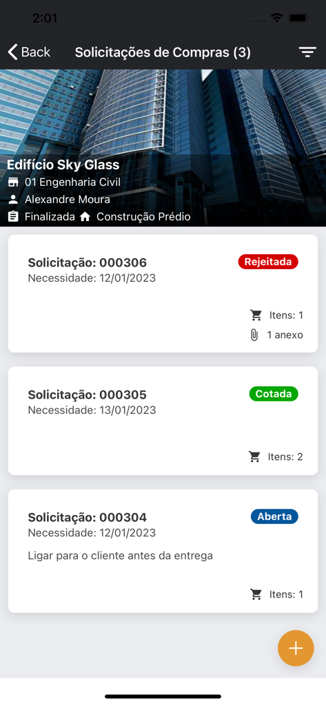 Interface of the Obra Prima app showing a list of construction purchase requests with status labels like rejected, quoted, and open for a specific building project.