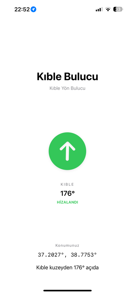 Interface of the Ad-Free Qibla Finder app showing a green direction arrow aligned at 176 degrees