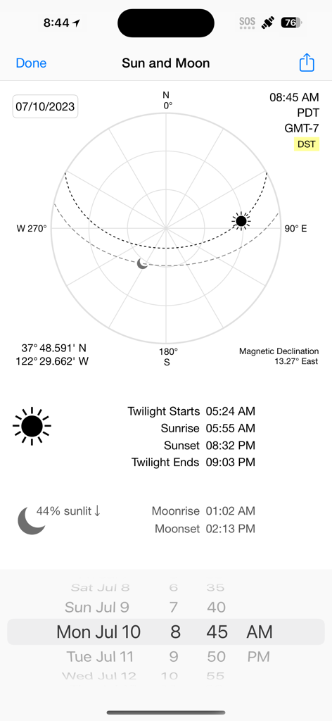 iSailGPS : NOAA USA RNC Charts - Schermata dell'app iSailGPS che visualizza le posizioni del sole e della luna con dati di alba, tramonto e fase lunare per la navigazione celeste.