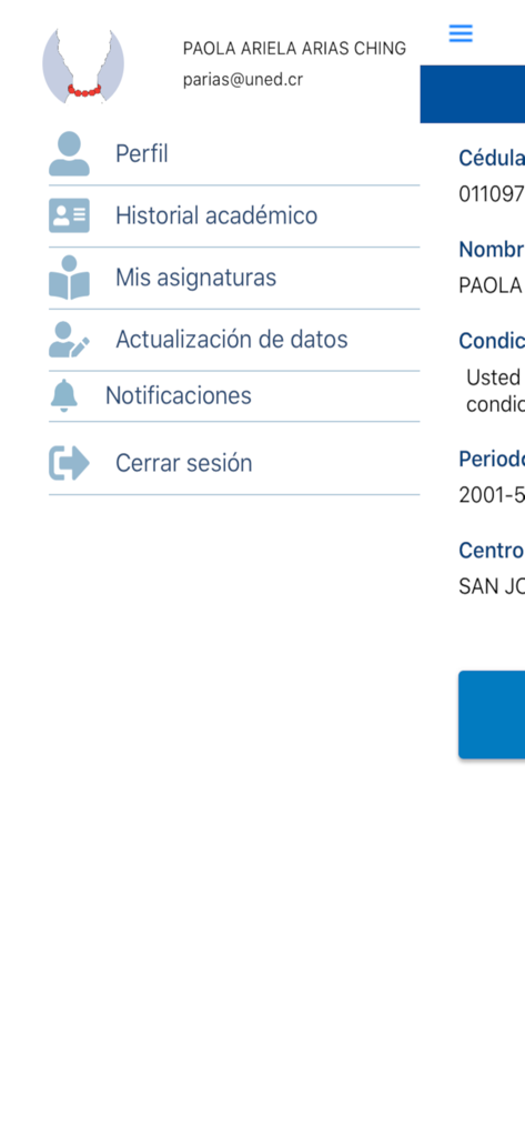Entorno estudiantil - Menú de navegación lateral de la aplicación Entorno Estudiantil que muestra el perfil del estudiante, historial académico y asignaturas.