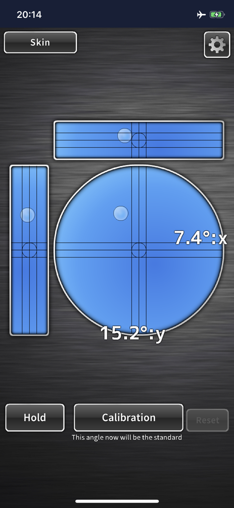level gauge pro - A screenshot of the level gauge pro app showing horizontal vertical and circular bubble levels with angle measurements on a brushed metal background