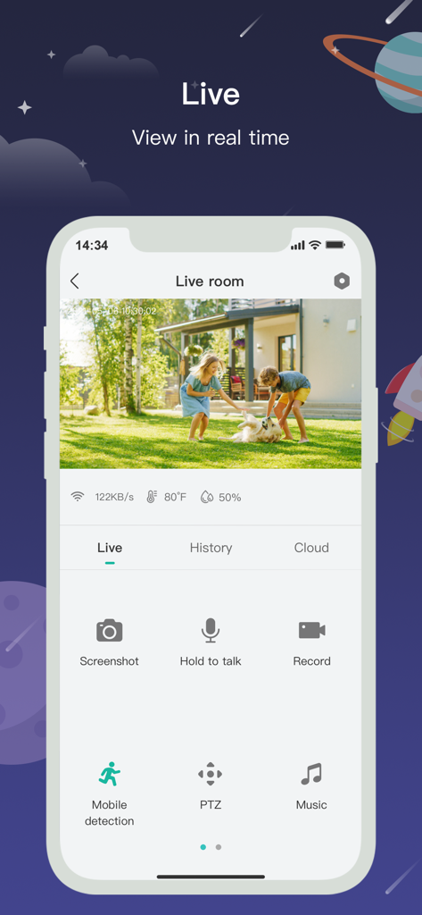 CloudEdge app interface showing a live video feed of children playing with a dog in a backyard