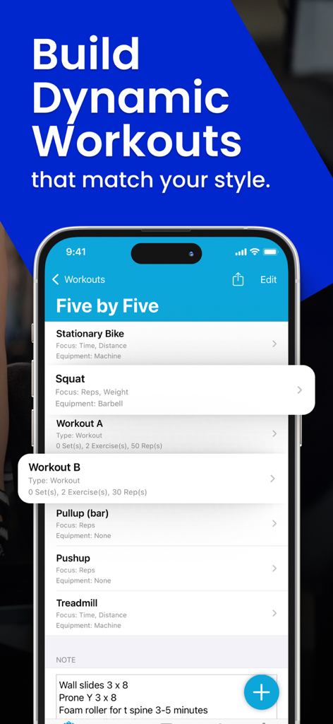 Screenshot dell'app FitNotes che mostra l'interfaccia dinamica del costruttore di allenamenti con un elenco di esercizi che include squat e trazioni