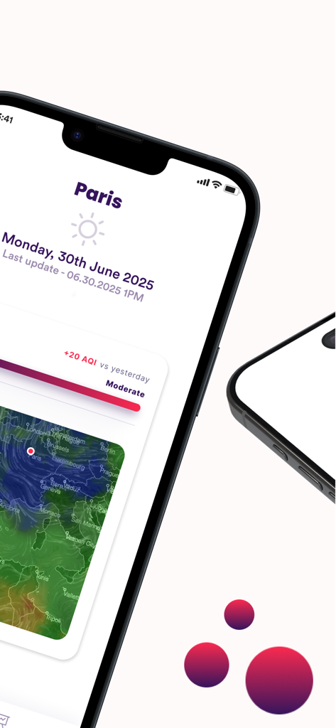 Air Now app interface displaying air quality index and pollution map for Paris