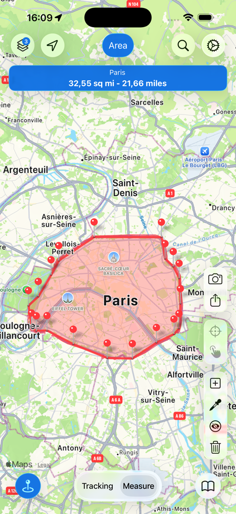 MapPath Pro - Interfaz de la aplicación MapPath Pro mostrando una medición de área y perímetro en rojo alrededor de París en un mapa