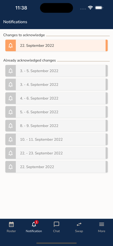 Captura de pantalla de la interfaz de notificaciones en la aplicación PDC CrewConnex, que muestra listas de cambios de calendario reconocidos y no reconocidos para miembros de la tripulación de vuelo.