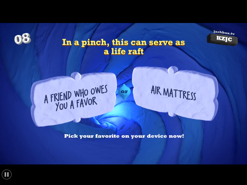 Capture d'écran du jeu Quiplash 3 de The Jackbox Party Pack 7 montrant une invite de vote humoristique et les réponses des joueurs.