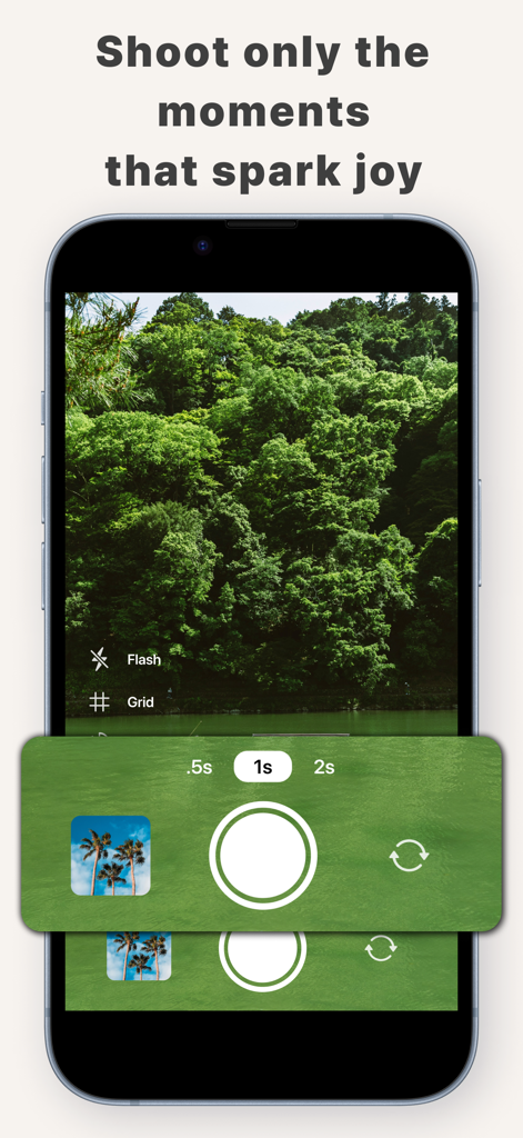 Shardee | Daily vlog camera - Shardee 모바일 앱 인터페이스는 1초 비디오 녹화 모드와 스마트폰 화면의 울창한 숲 풍경을 보여줍니다.