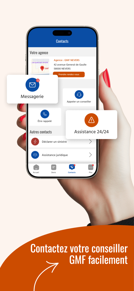 GMF Mobile - Vos assurances - Interface of the GMF insurance app showing contact options including messaging and assistance