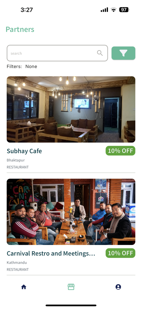 Dami Experience - Ecrã da aplicação Dami Experience mostrando restaurantes parceiros em Kathmandu e Bhaktapur com ofertas de 10 por cento de desconto.