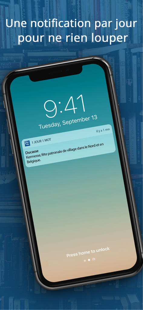 iPhone lock screen showing a daily notification with a French word definition from the 1 Jour 1 Mot app