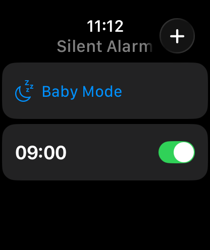 Pantalla de Apple Watch que muestra la aplicación Silent Alarm con el Modo Bebé activado y una alarma de las nueve de la mañana activada.