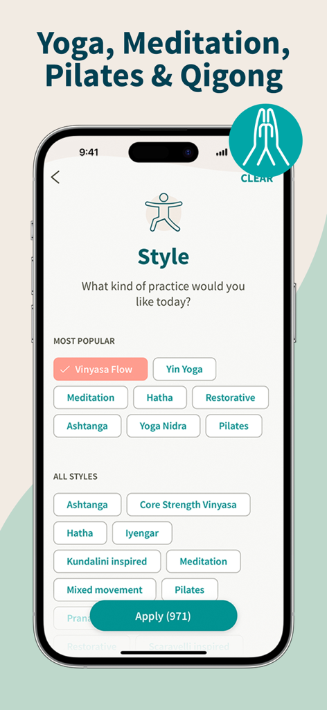 Una pantalla de teléfono inteligente que muestra la interfaz de la aplicación YogaEasy para seleccionar estilos de práctica como Vinyasa Flow, Yin Yoga y Meditación.