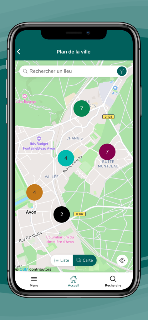Interfaccia dell'app mobile Ville d'Avon che mostra una mappa interattiva della città con indicatori di posizione e una barra di ricerca.