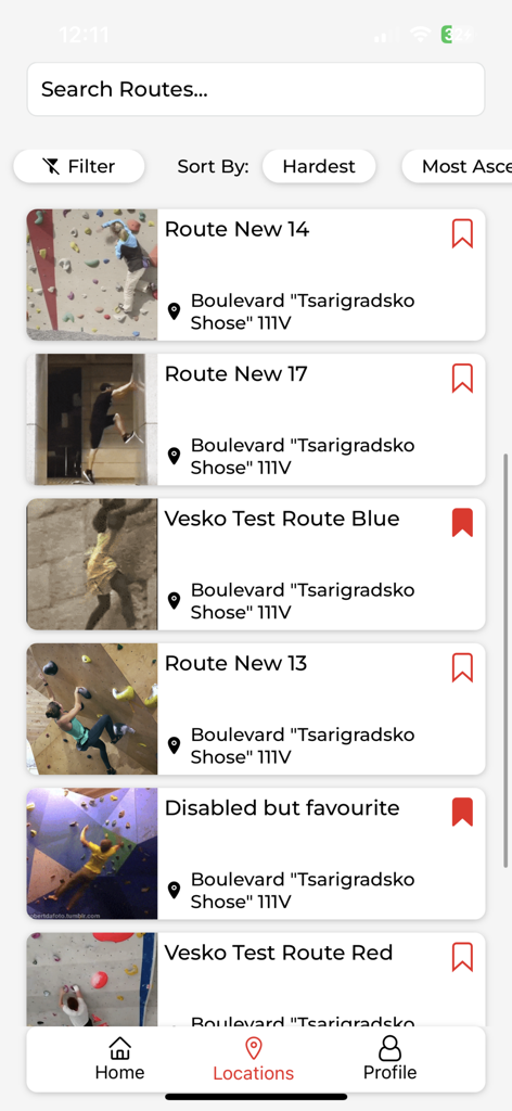 ewalls 앱 인터페이스에 검색 및 필터 옵션이 있는 실내 클라이밍 루트 목록이 표시됩니다.