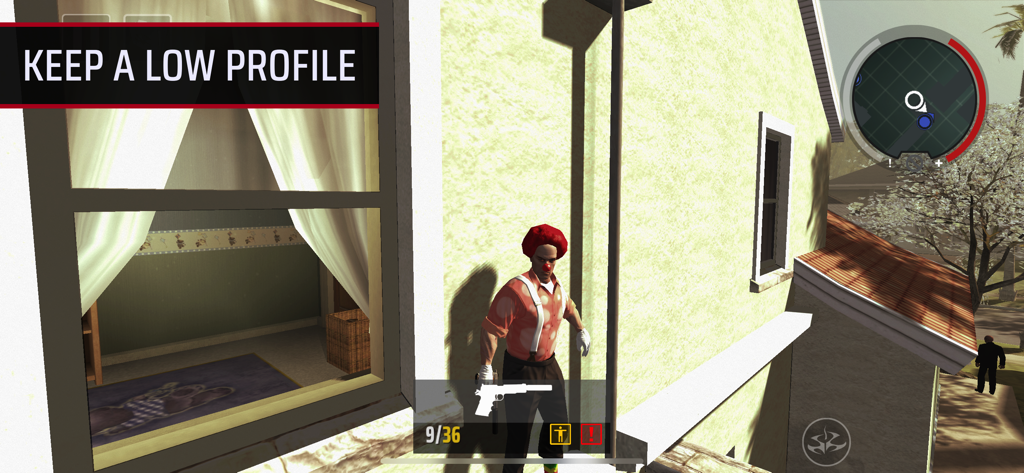 Hitman: Blood Money — Reprisal - Agent 47 in a clown disguise sneaking outside a window in Hitman Blood Money Reprisal