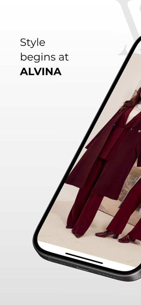 Alvinaモバイルアプリのウェルカムスクリーン。テキスト「Style begins at ALVINA」と、エレガントなバーガンディのモデストコートとパンツを着た女性が表示されています