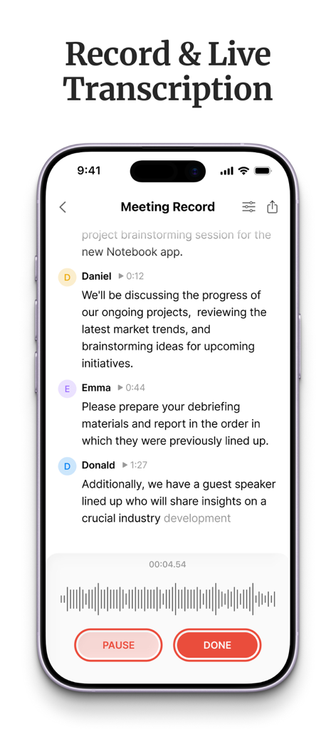 HyNote: AI Note Taker, Summary - HyNoteアプリのインターフェースに、話者識別付きの会議録音のライブ文字起こしが表示されている様子