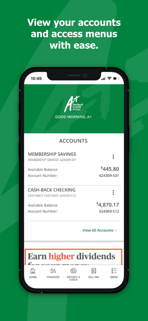 Application mobile A+ Federal Credit Union montrant les soldes des comptes d'épargne et de chèques sur l'écran d'un smartphone.