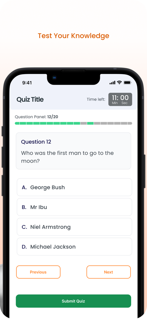 Ediify LMS - Ediify LMSモバイルアプリのスクリーンショット。カウントダウンタイマーと質問進行トラッカーを備えた多肢選択式クイズインターフェースを表示