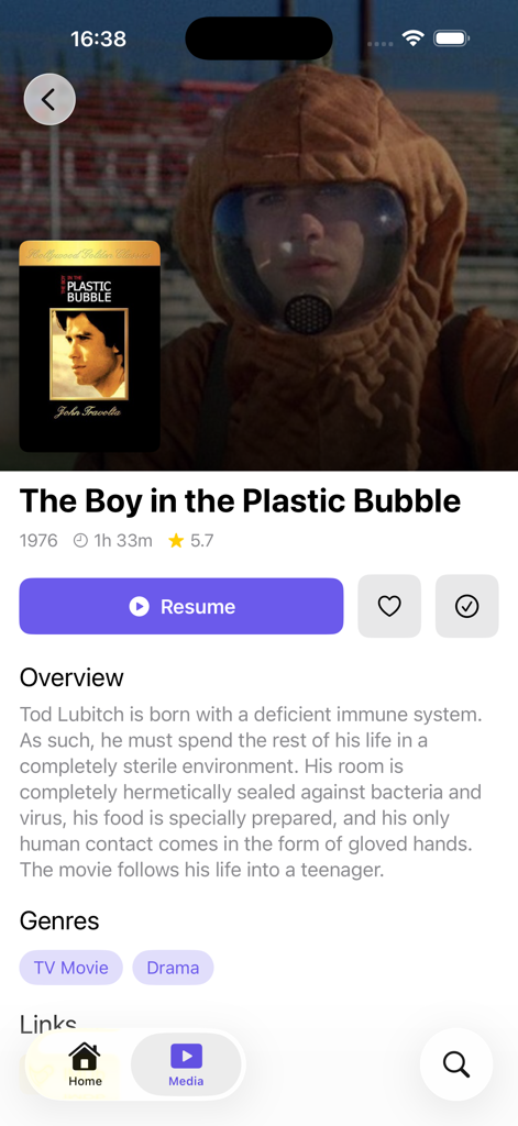 FinPlus - Detail view of a movie in the FinPlus app showing description genres and playback options
