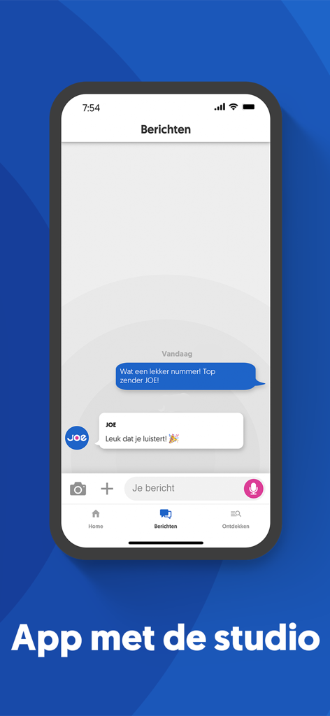 Messaging interface of the JOE radio app for chatting with the studio