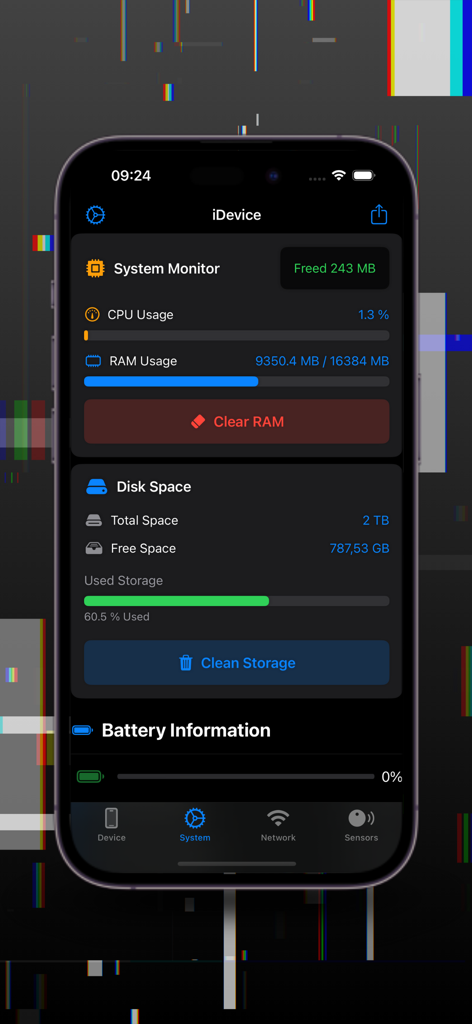 Panel de la aplicación Device Monitor iDevice que muestra el uso de CPU, el estado de la RAM y la gestión del espacio en disco