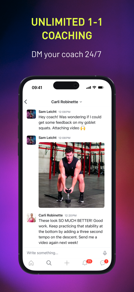 Una captura de pantalla de la aplicación Pridefit que muestra una conversación de mensaje directo 1 a 1 con un entrenador de fitness para obtener retroalimentación personalizada sobre el entrenamiento.