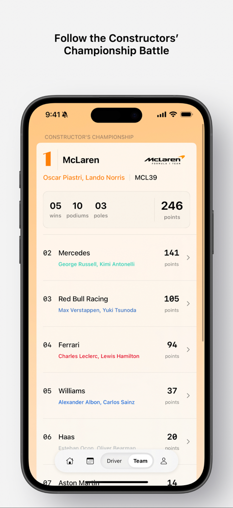 Formula Apex 앱 화면으로, 맥라렌, 메르세데스, 레드불 레이싱과 같은 팀을 특징으로 하는 F1 컨스트럭터 챔피언십 순위를 표시합니다.