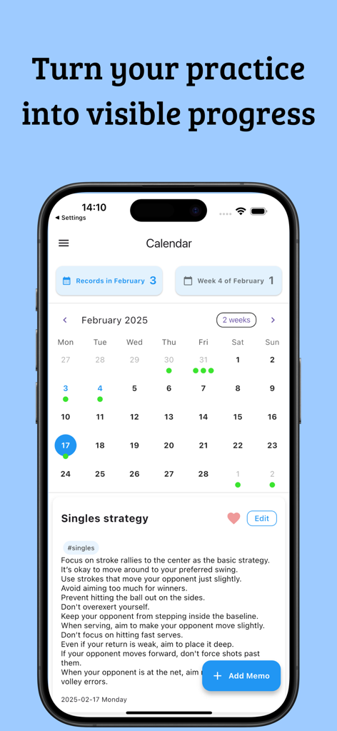 Tennis Memo - 毎月の練習カレンダーと詳細なシングルス戦略メモを表示するiPhone上のテニスノートアプリのスクリーンショット。
