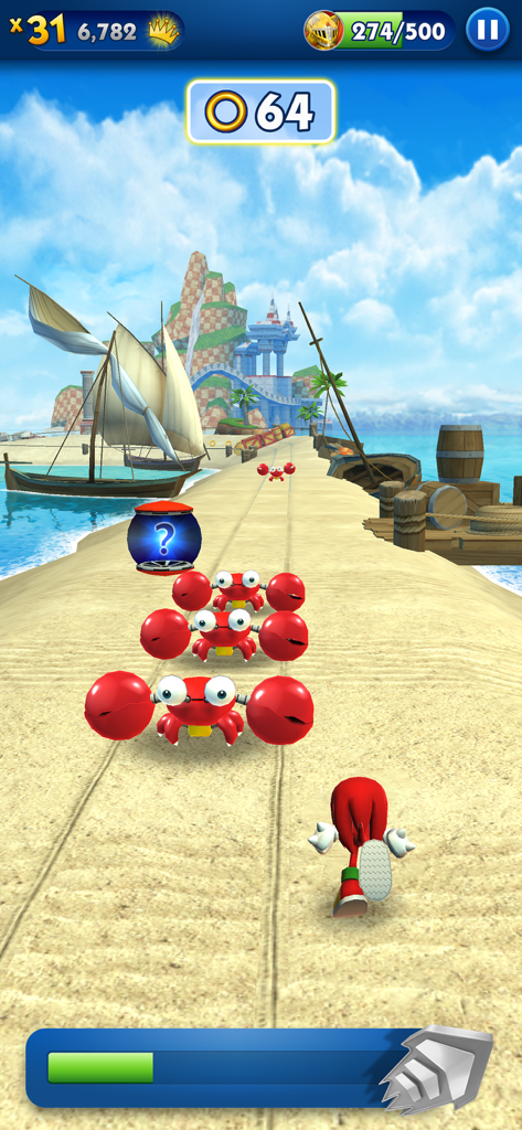 Knuckles corriendo por un nivel de playa en Sonic Prime Dash