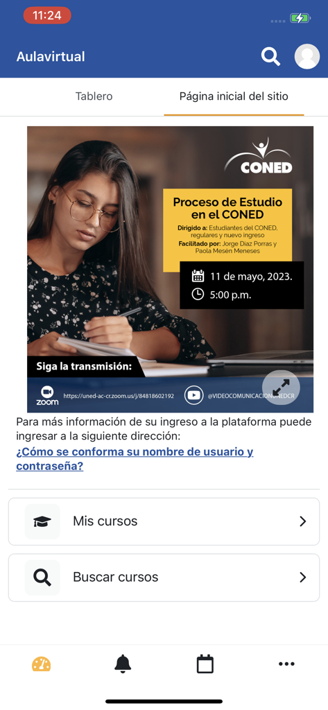 Interfaz de inicio de la app móvil Campus Virtual UNED con navegación de cursos e información de estudio