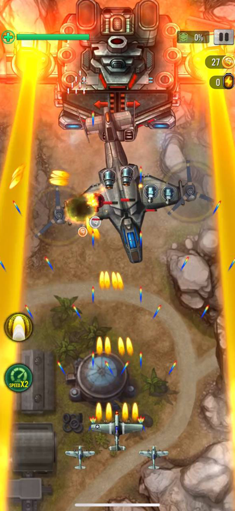 1941 AirAttack: Airplane Game - Aviones de combate de la Segunda Guerra Mundial atacando a un enorme jefe enemigo en el juego de aviones 1941 AirAttack