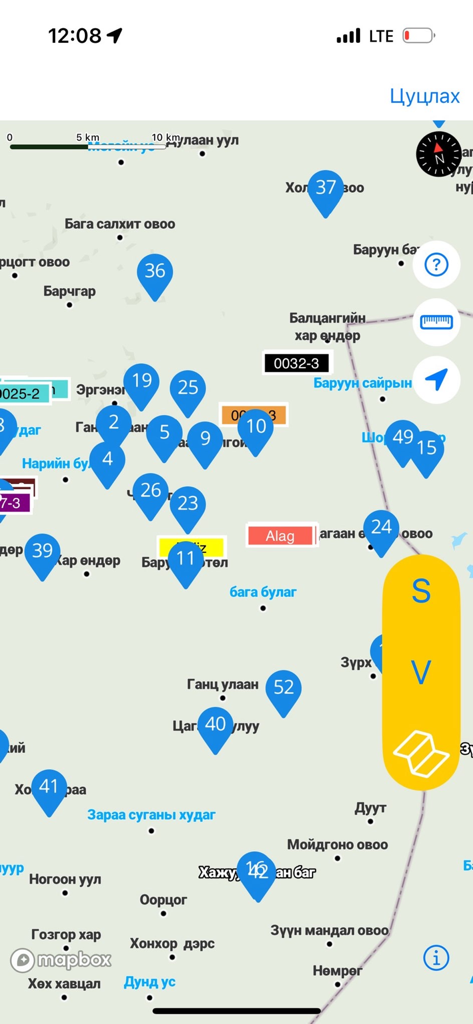 Jockey APP - Interface of Jockey APP displaying asset locations on a topographic map with blue markers