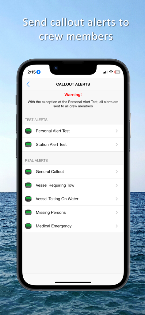 iCrew - Interfaz de la aplicación móvil iCrew mostrando una lista de alertas de llamadas de emergencia para equipos de rescate marítimo