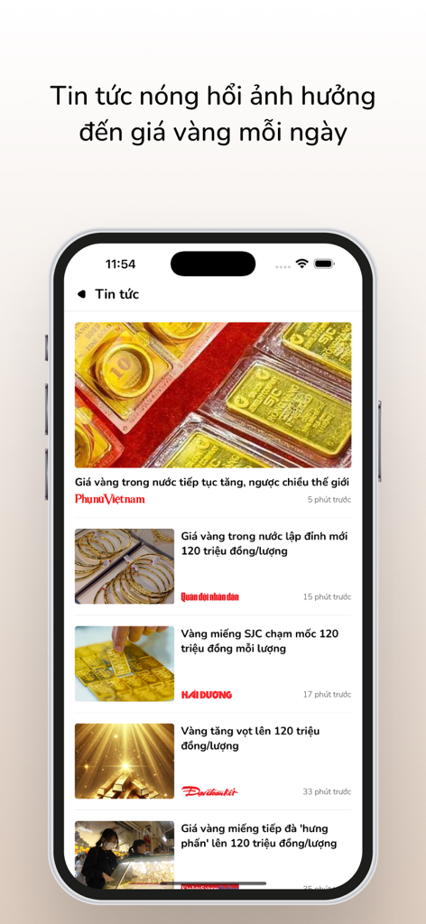iGold: Giá vàng, tin tức - News interface of the iGold app with headlines about gold price trends in Vietnam