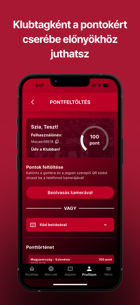 MLSZ Szurkolói Klub app screen showing loyalty points balance and QR code scanning options for fans