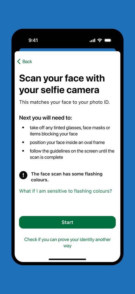Pantalla de verificación de identidad en la aplicación GOV.UK One Login que muestra instrucciones para un escaneo facial con cámara selfie.