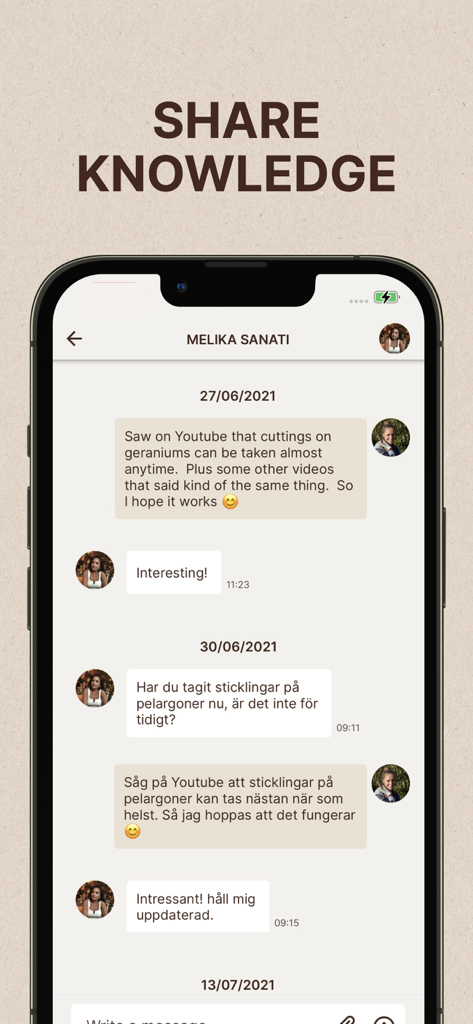 GARDENIZE Plant Care Gardening - Gardenize app chat screen where users exchange gardening tips and plant care knowledge