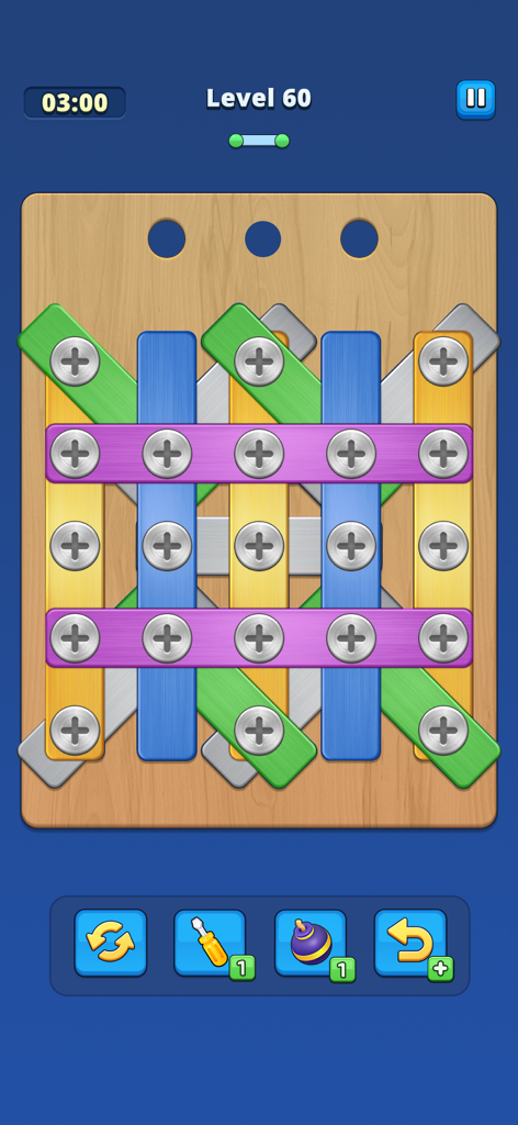 Tela de jogo de Take Off Bolts Screw Puzzle com placas de metal coloridas e parafusos em uma tábua de madeira