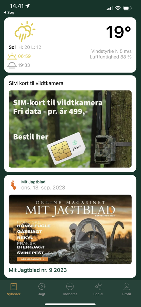 Interfaz de la aplicación de caza Jäger mostrando actualizaciones del clima, ofertas de tarjetas SIM para cámaras de rastro y artículos de revistas de caza.