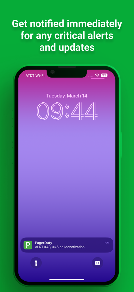 Aplicación móvil PagerDuty mostrando una notificación de alerta crítica en la pantalla de bloqueo de un iPhone