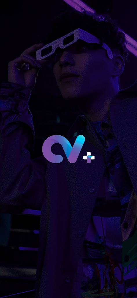 Cablevision+ - Écran de démarrage de l'application Cablevision Plus avec logo et personne portant des lunettes 3D