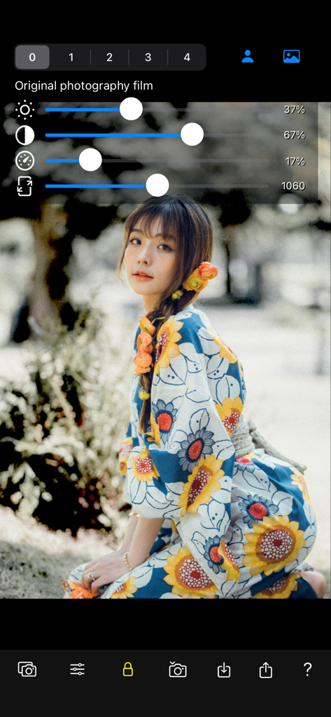 Color Focus Lens - Mobile app interface showing a color splash effect with a colored person on a monochrome background and editing sliders