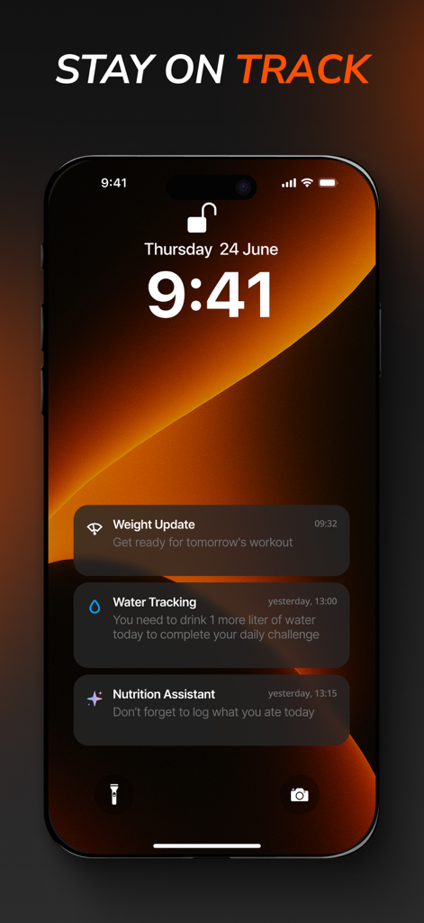 ChAthlete・AI Fitness Coach App - Blocco schermo dello smartphone che visualizza le notifiche dell'app fitness ChAthlete per il monitoraggio dell'acqua, la nutrizione e gli aggiornamenti sull'allenamento.