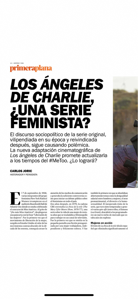 Historia y vida - Uma página de revista da Historia y Vida apresentando um artigo intitulado Los Angeles de Charlie uma série feminista sobre o impacto cultural da série.
