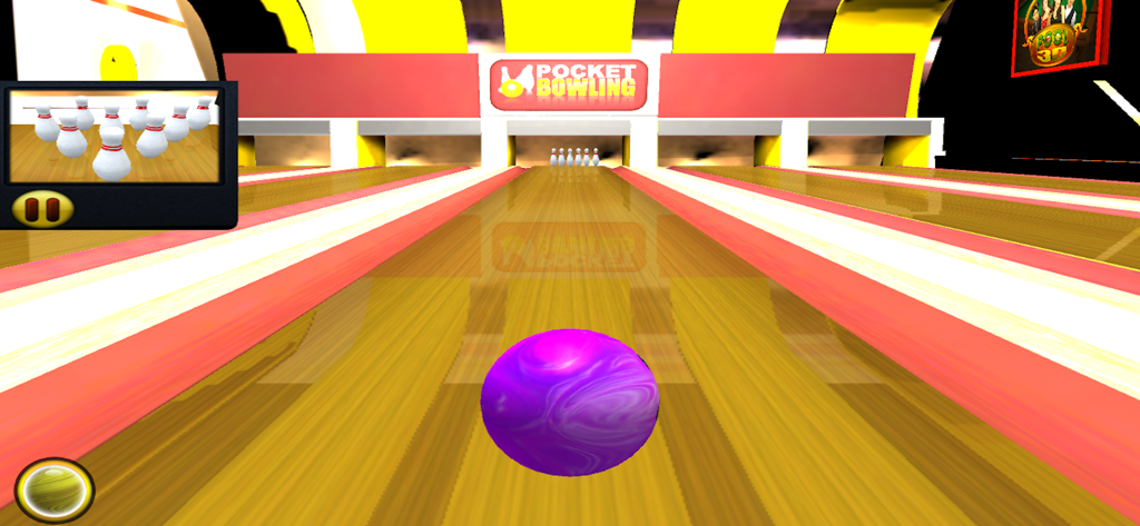 Una bola de bolos púrpura en una pista de madera frente a los bolos en Pocket Bowling 3D