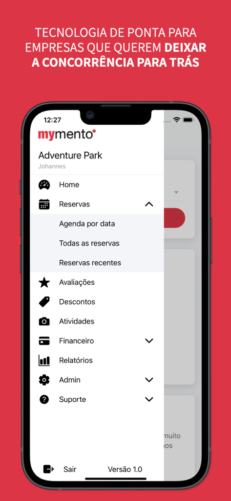 mymento - Interfaz de la aplicación móvil que muestra el menú de navegación de mymento para gestionar reservas de parques de aventuras e informes comerciales.