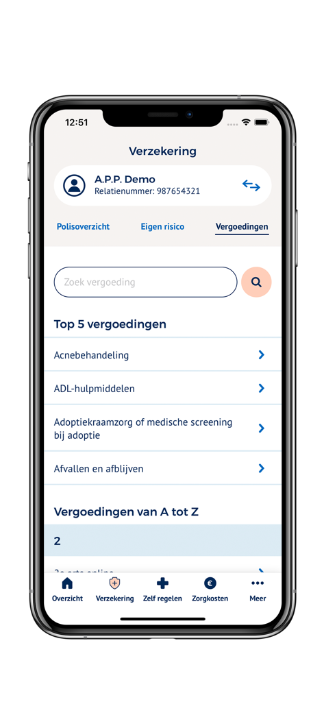健康保険の払い戻しのリストと検索バーを表示するZilveren Kruisアプリのモバイル画面