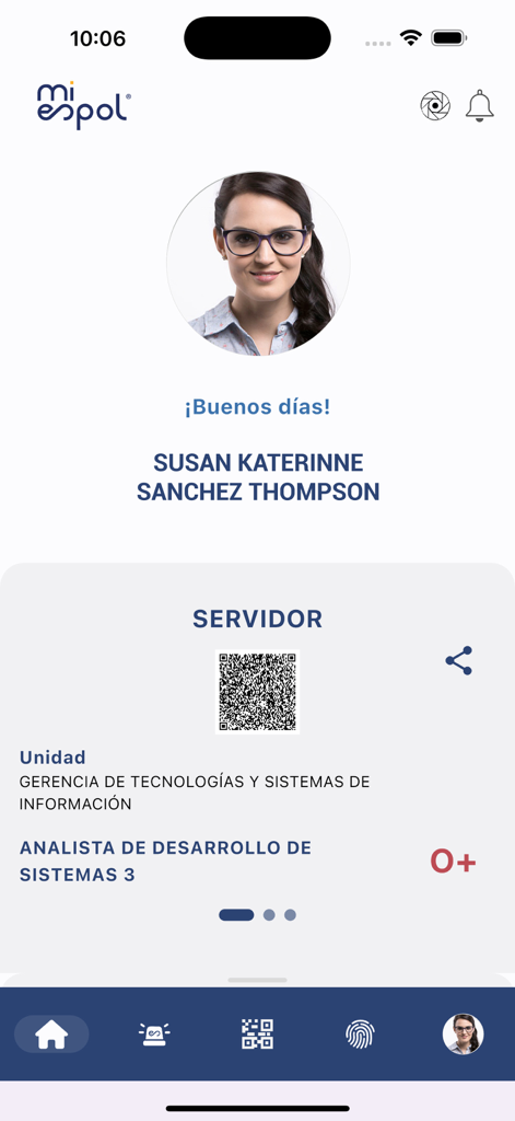 Mi ESPOL - Digital ID interface of the Mi ESPOL app displaying a user profile with a QR code and personal details